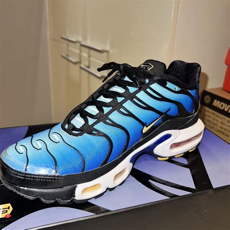 blue tns nike.